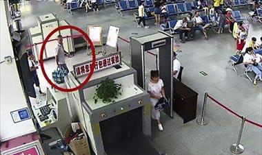 /vidasocial/detenido-en-china-por-transportar-en-su-maleta-dos-brazos-humanos/60015.html