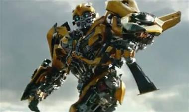 /cine/bumblebee-tiene-nuevos-poderes-en-la-nueva-pelicula-de-transformer-/51808.html