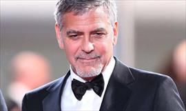 As se viste Amal Clooney para una cita romntica