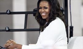 Michelle Obama luci deslumbrante durante los ESPYS 2017