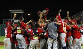 Panam Metro alza la copa del Campeonato Nacional Mayor