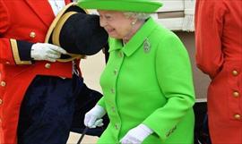 Se conmemora los 65 aos de la coronacin de la Reina Isabel II
