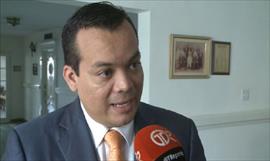 Juan Carlos Araz comparte preocupacin con la SIP