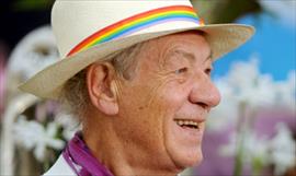 Ian McKellen: La mitad de Hollywood es gay