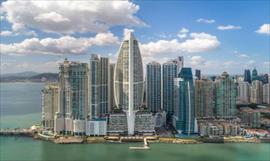 Los misteriosos agujeros en los edificios de Hong Kong