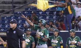 Metro vence a Los Santos en partido inaugural del Bisbol juvenil