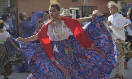 Daniel Cortina se inspir en la Guacamaya Bandera para el vestido tpico de Karol Dayana Batista