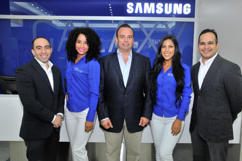 Samsung inaugura la primera tienda “Samsung” en Panamá