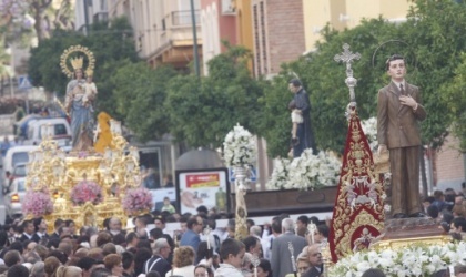 Procesin de Don Bosco, el da de hoy, busca vas alternas