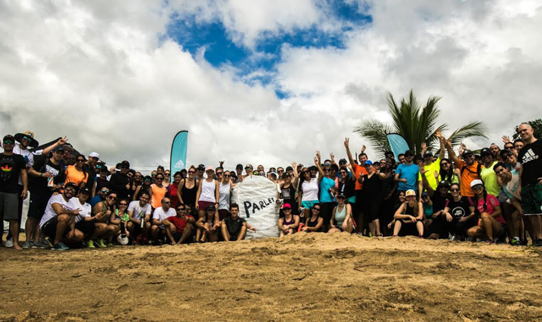 Adidas limpia las playas en conmemoracin del Da de la Sostenibilidad