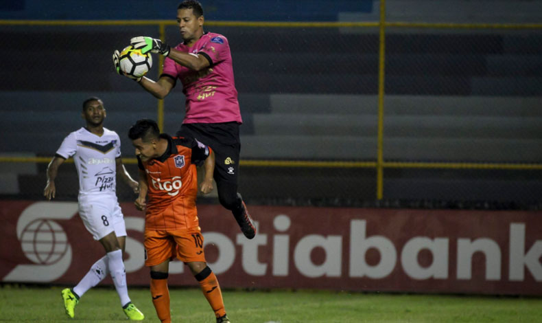 rabe Unido logra vencer a guila en el partido de ida de la Liga CONCACAF