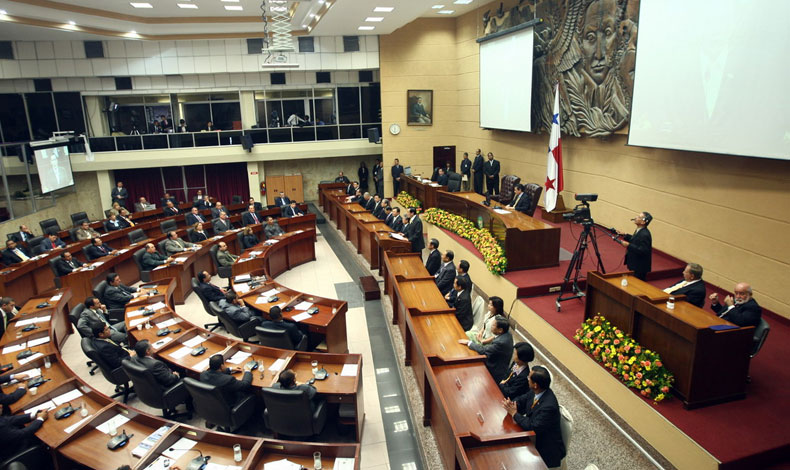 Recibieron anteproyecto que sancionar el acoso laboral