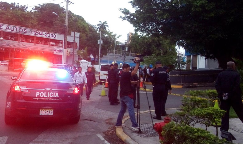 En las cercanas de las oficinas del MEF asesinan a una mujer