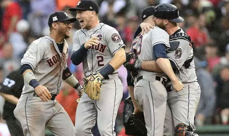 Houston clasifica a la Serie de Campeonato