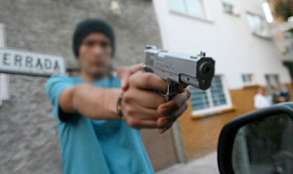 Mujeres son vctima de asalto a mano armada