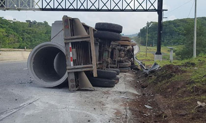 Muere al ser atropellado en la autopista Panam-Coln