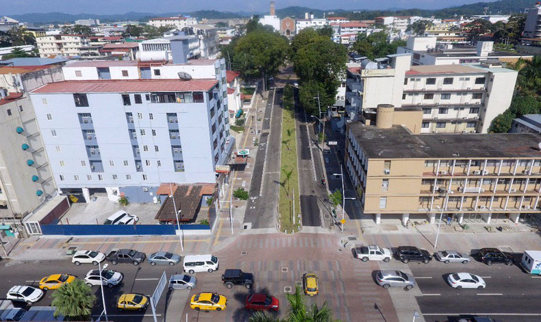 Rehabilitan totalmente la Avenida Ecuador
