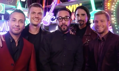 Backstreet Boys recibe en su escenario a Lance Bass