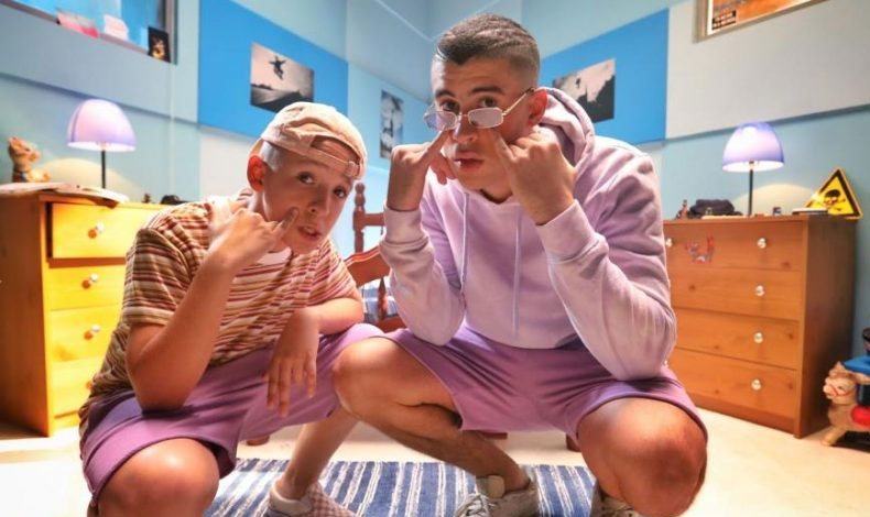 Bad Bunny entregar regalos a nios de Puerto Rico