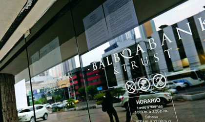 Balboa Bank pide ser retirado de la lista Clinton