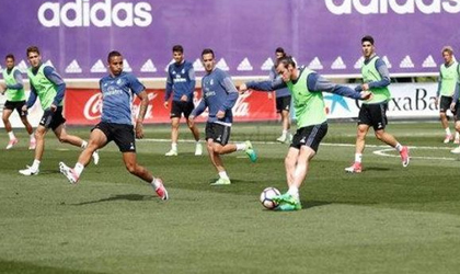 El gals Gareth Bale se entrena nuevamente con el grupo de cara al clsico