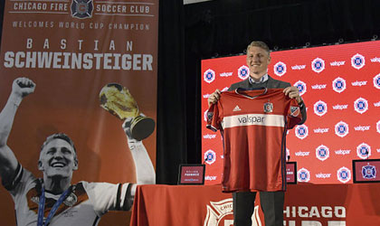 El alemn Bastian Schweinsteiger, fue presentado por Chicago Fire en la MLS