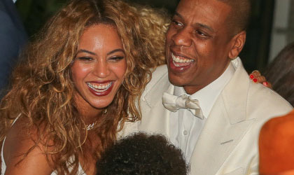 Beyonc y JAY-Z, salieron el jueves antes de presentar a sus mellizos