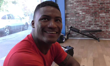 Israel Duffus, será padre de una niña