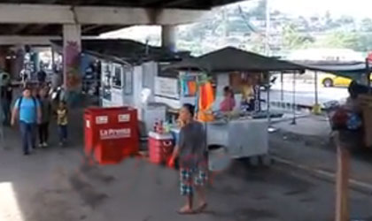 Desalojarn puestos de buhoneros ubicados debajo del puente en San Miguelito