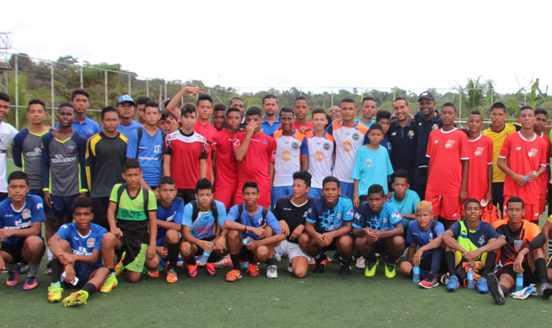 Jorge Dely Valds, realiza bsqueda de jugadores juveniles en Chilibr