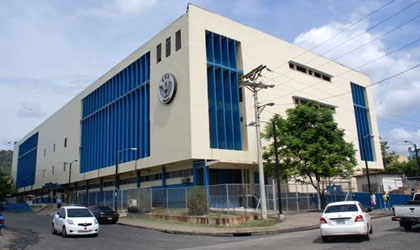 La Caja de Seguro Sociales concedi beneficios para sus funcionarios