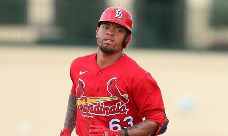Panameo Edmundo Sosa de los Cardenales de Saint Louis positivo para Covid-19