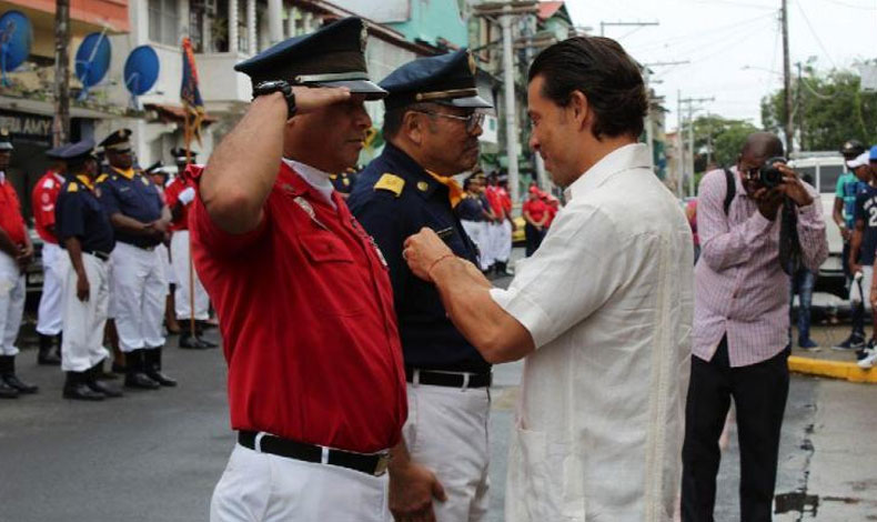 Realizan acto conmemorativo a los 120 aos del Cuerpo de Bomberos de Coln