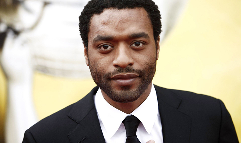 Chiwetel Ejiofor de �12 a�os de esclavitud� realizar� su debut como director