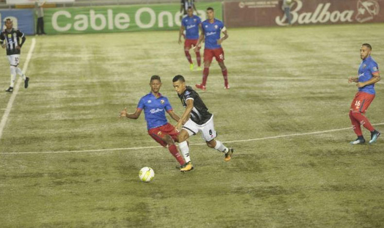 Clsico del ftbol panameo termina en empate