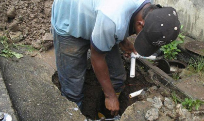 Encuentran conexiones ilegales en Brisas del Golf