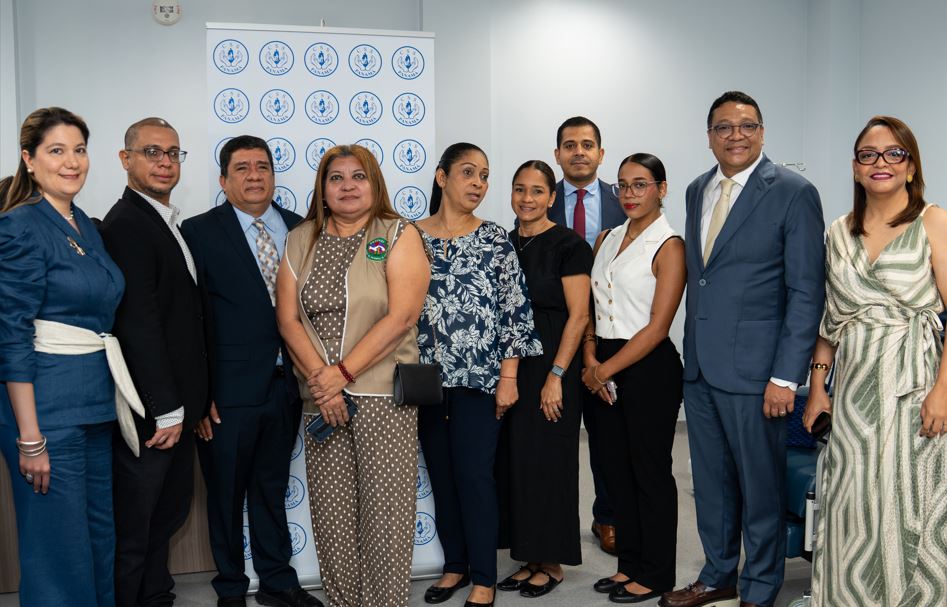 Consorcio Damos Vida DaVita Sintec inaugura nueva sala de hemodi�lisis en el Complejo Hospitalario Dr. Arnulfo Arias Madrid