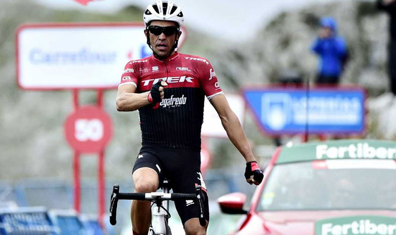Contador se queda con la vuelta 20 a Espaa