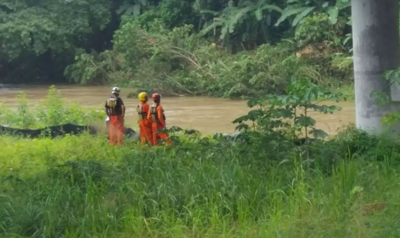 Contina la bsqueda del hombre desaparecido en el rio Santiago