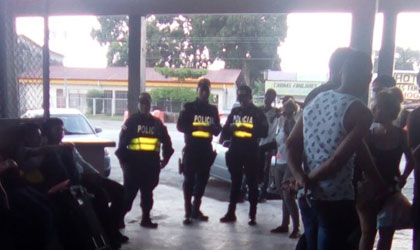 Costa Rica devuelve a 15 Migrante Cubanos