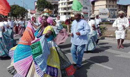 El distrito de Colón celebró ayer sus 165 años Vida Social