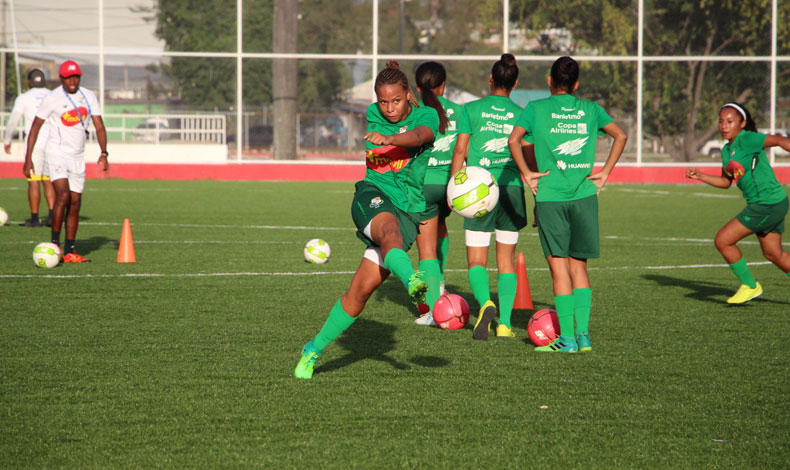 Preseleccin de ftbol femenino comienza sus entrenamientos