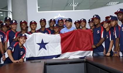 Equipo Sub-15 panameo en camino al Mundial de Beisbol