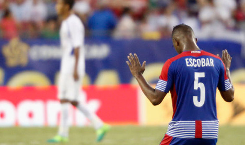 Fidel Escobar firma contrato con el NY Red Bulls