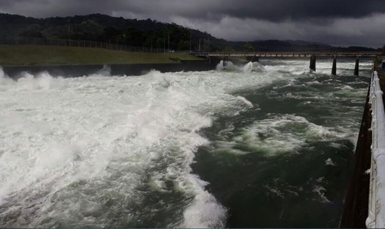 Llegan a su fin los vertidos preventivos en los Lagos Gatn y Alhajuela