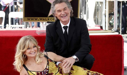 Goldie Hawn y Kurt Russell, recibieron su estrella en el Paseo de la Fama