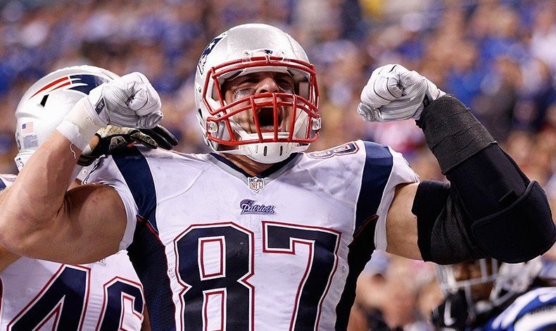 Rob Gronkowski vuelve del retiro y se suma a Tom Brady en Tampa Bay