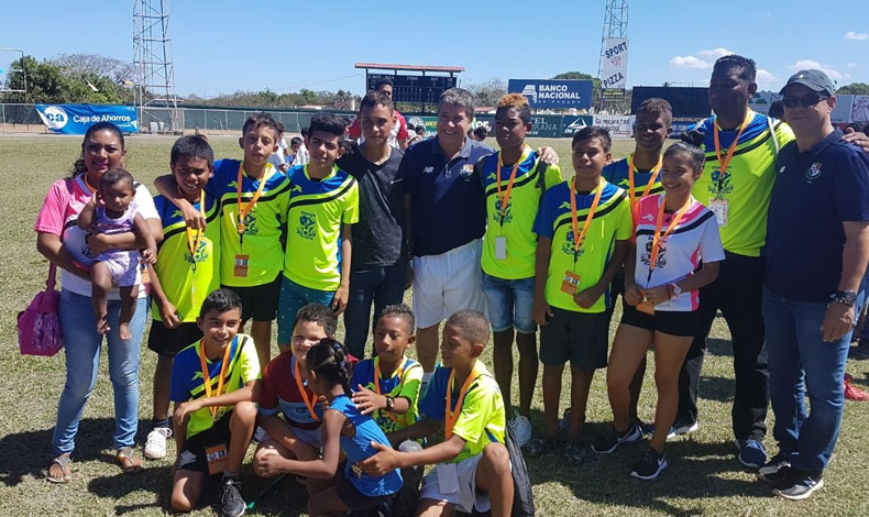 Hernán Darío Gómez ‘Esta es la vida y el comienzo de un jugador de fútbol’