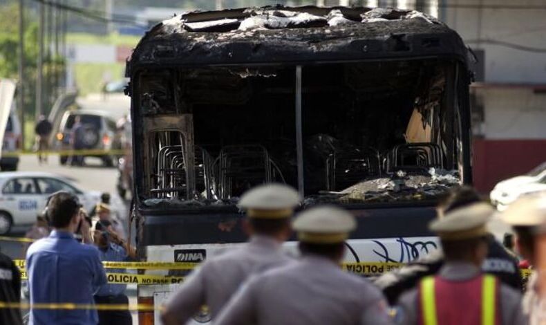 Se cumplen 14 aos del terrible incendio de un bus en la Cresta