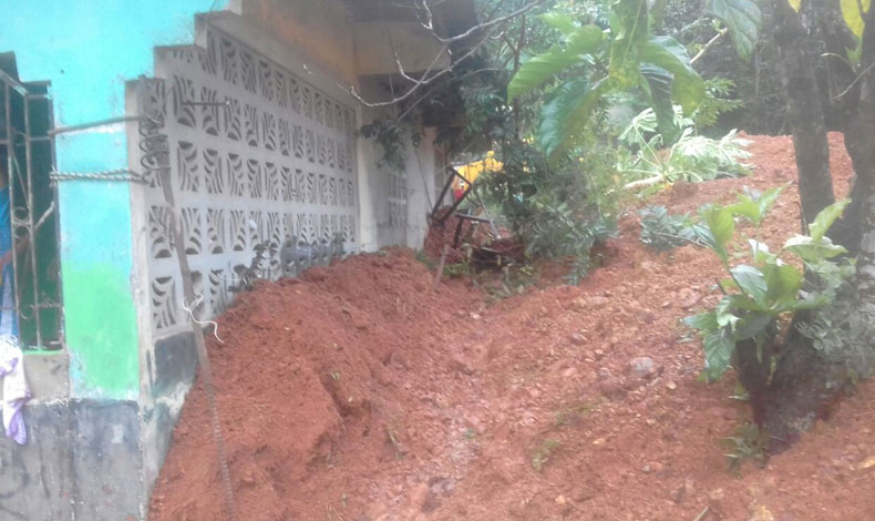 Por causa de las fuertes lluvias se registran inundaciones y deslizamientos de tierra en Coln